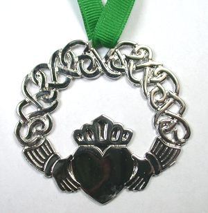 Celtic Claddagh Wreath Ornament