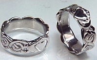 Celtic Knot with Single Claddagh