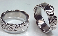 Celtic Knot with Single Claddagh