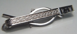 Triangle Knot tie bar