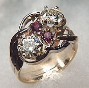 14KY cluster ring set with two diamonds and two garnets