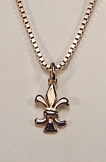 14KY Fleur-de-Lis Pendant