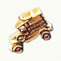 14kt gold 'Woodie' car charm