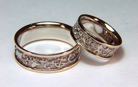 etched deer wedding rings